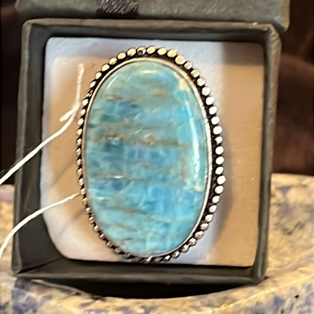 NWT ARTISAN CRAFTED NATURAL BLUE APATITE OVAL RING IN 925 STERLING SILVER SZ8.5 - Picture 3 of 12